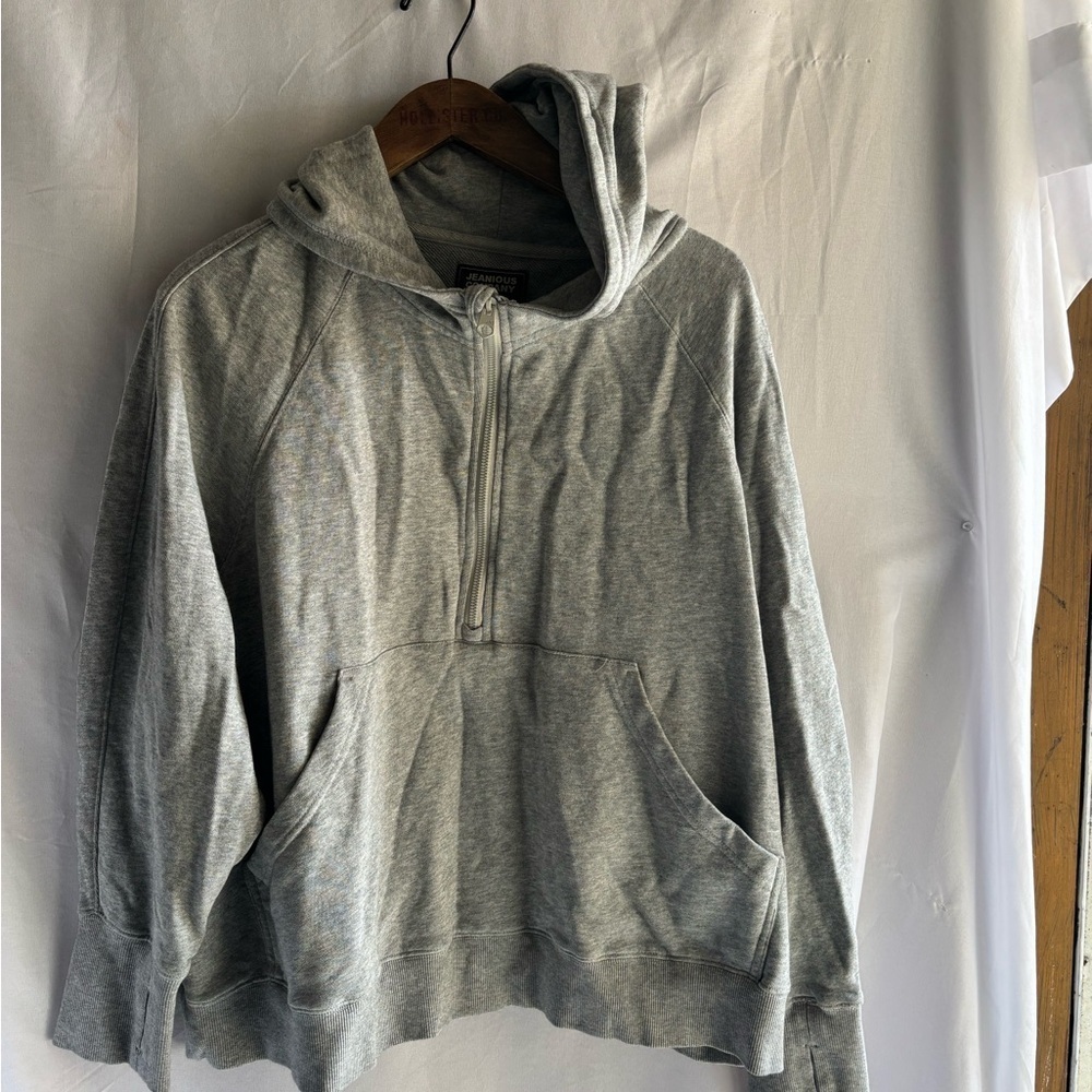 Women's Gray Zip-Up Sweater